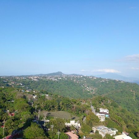Tagaytay Prime Residences With Swimming Pool & Viewing Deck Tagaytay City Buitenkant foto