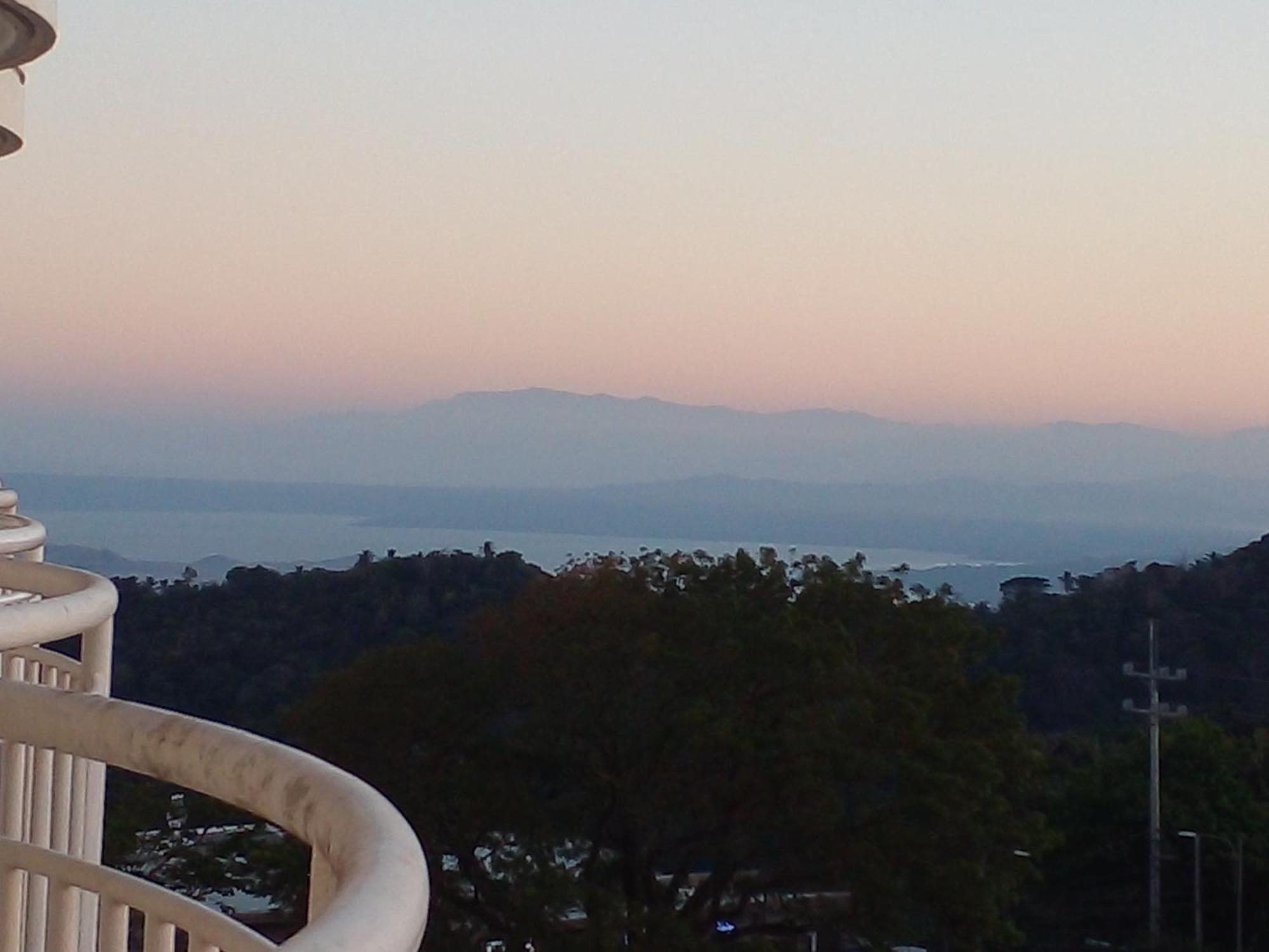 Tagaytay Prime Residences With Swimming Pool & Viewing Deck Tagaytay City Kamer foto